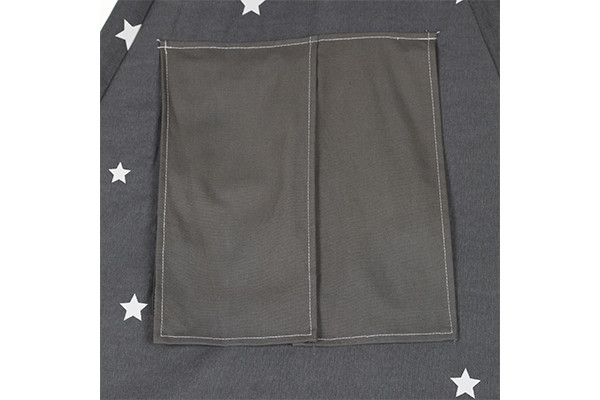 Gordijntjes kunnen dicht.