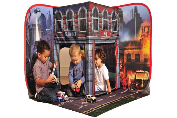 Samen met je vrienden spelen.