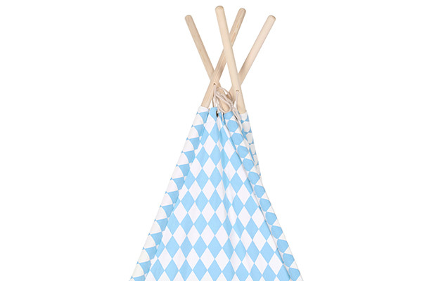 Knoop de stokken vast met stevig koord.